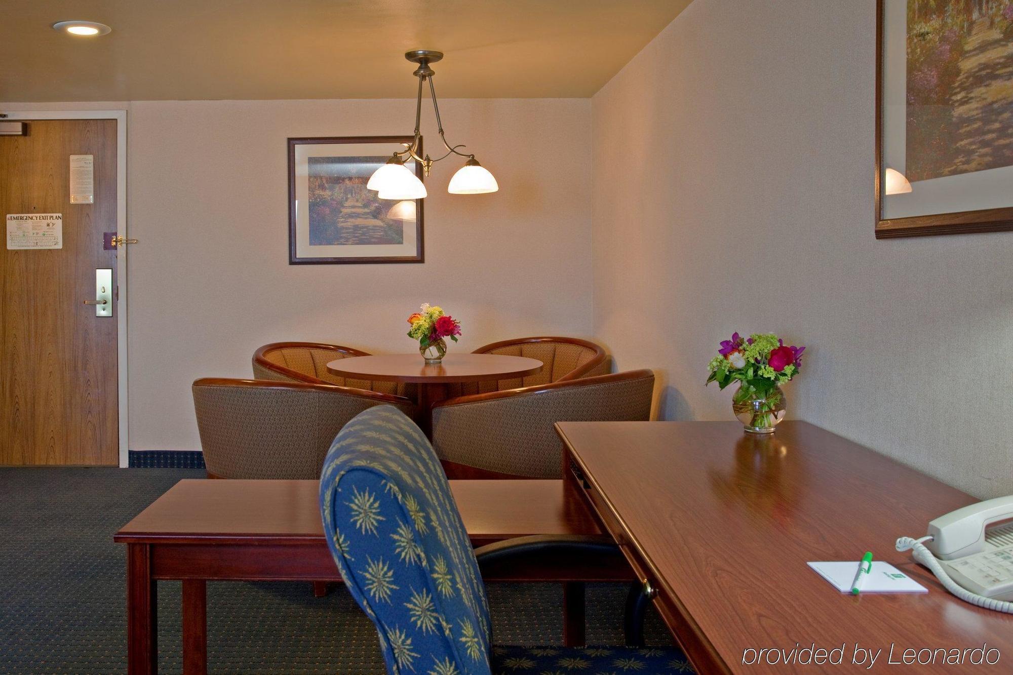 Holiday Inn La Mirada Buena Park By Ihg Værelse billede