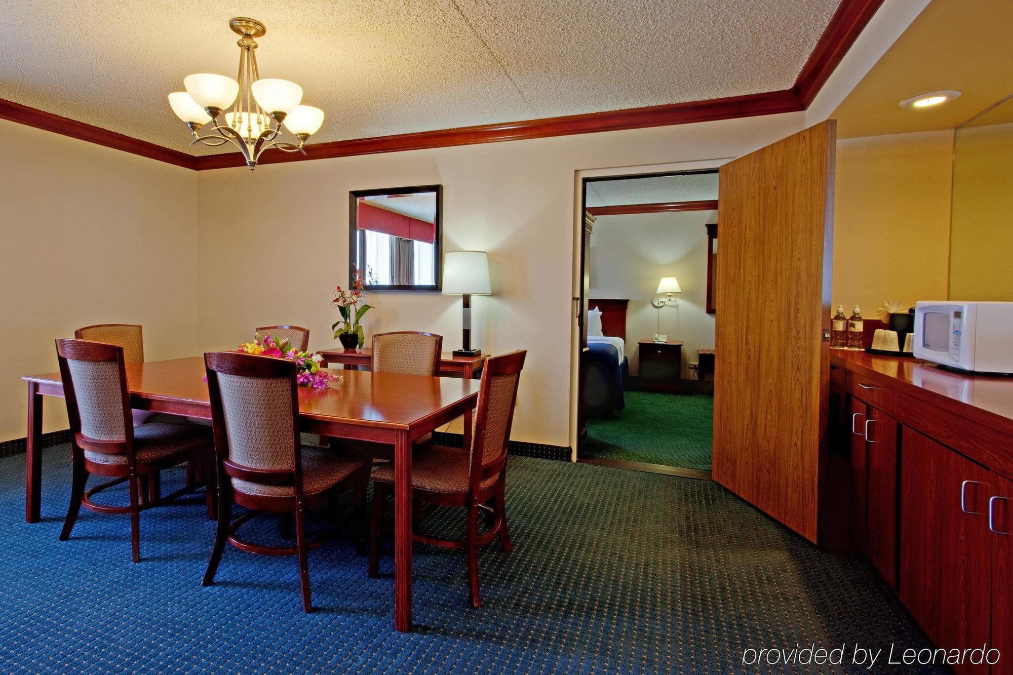 Holiday Inn La Mirada Buena Park By Ihg Værelse billede