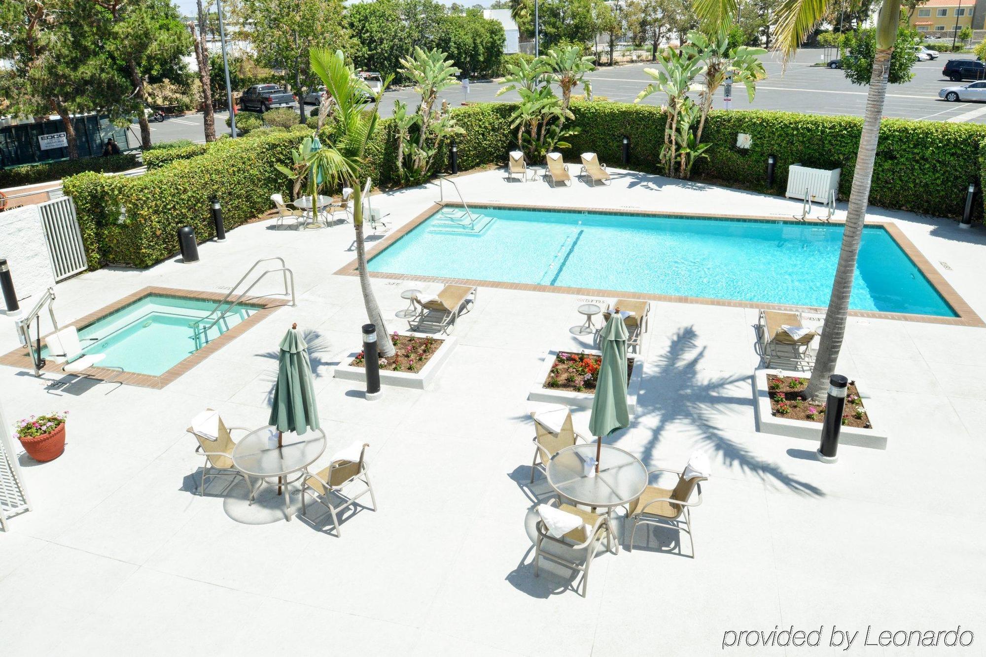 Holiday Inn La Mirada Buena Park By Ihg Eksteriør billede