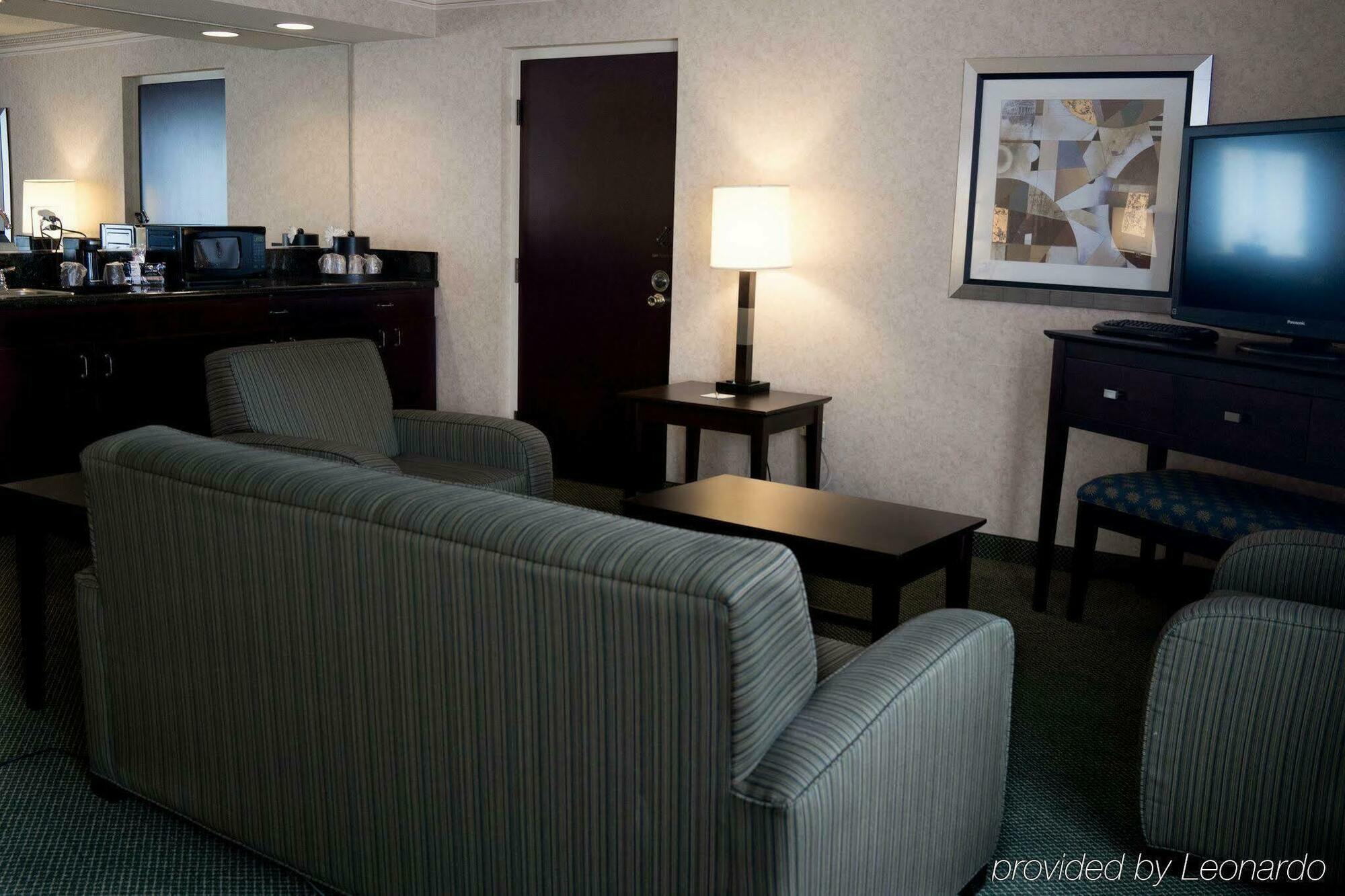 Holiday Inn La Mirada Buena Park By Ihg Eksteriør billede